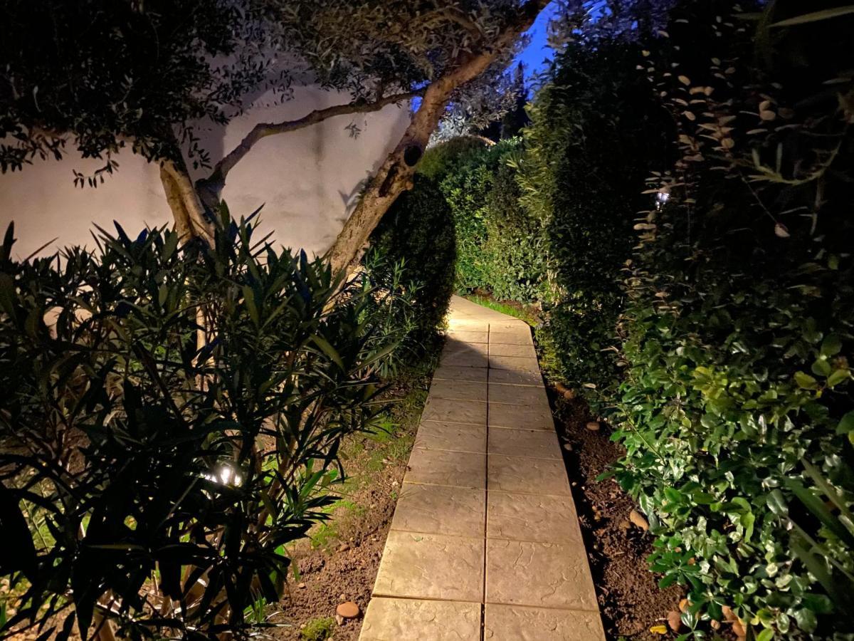 Mas Beau Soleil & Spa Cottages De Charme Avec Jacuzzi&Jardin Prives Saint-Rémy-de-Provence 外观 照片