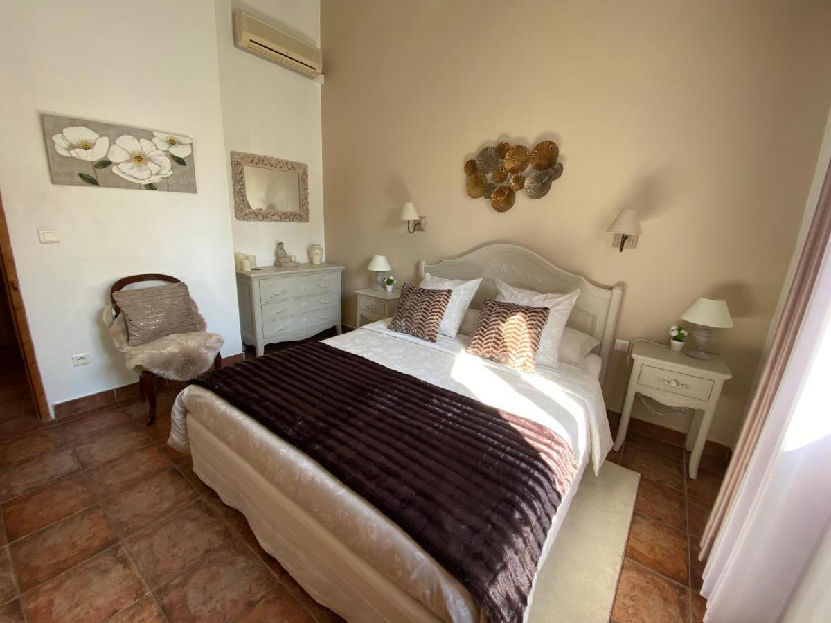 Mas Beau Soleil & Spa Cottages De Charme Avec Jacuzzi&Jardin Prives Saint-Rémy-de-Provence 外观 照片