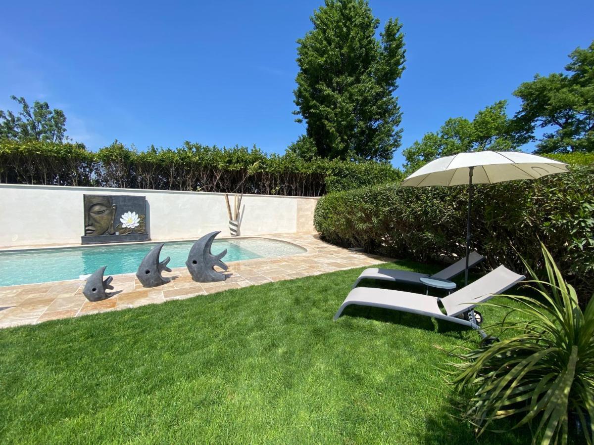 Mas Beau Soleil & Spa Cottages De Charme Avec Jacuzzi&Jardin Prives Saint-Rémy-de-Provence 外观 照片