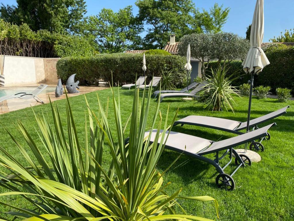 Mas Beau Soleil & Spa Cottages De Charme Avec Jacuzzi&Jardin Prives Saint-Rémy-de-Provence 外观 照片