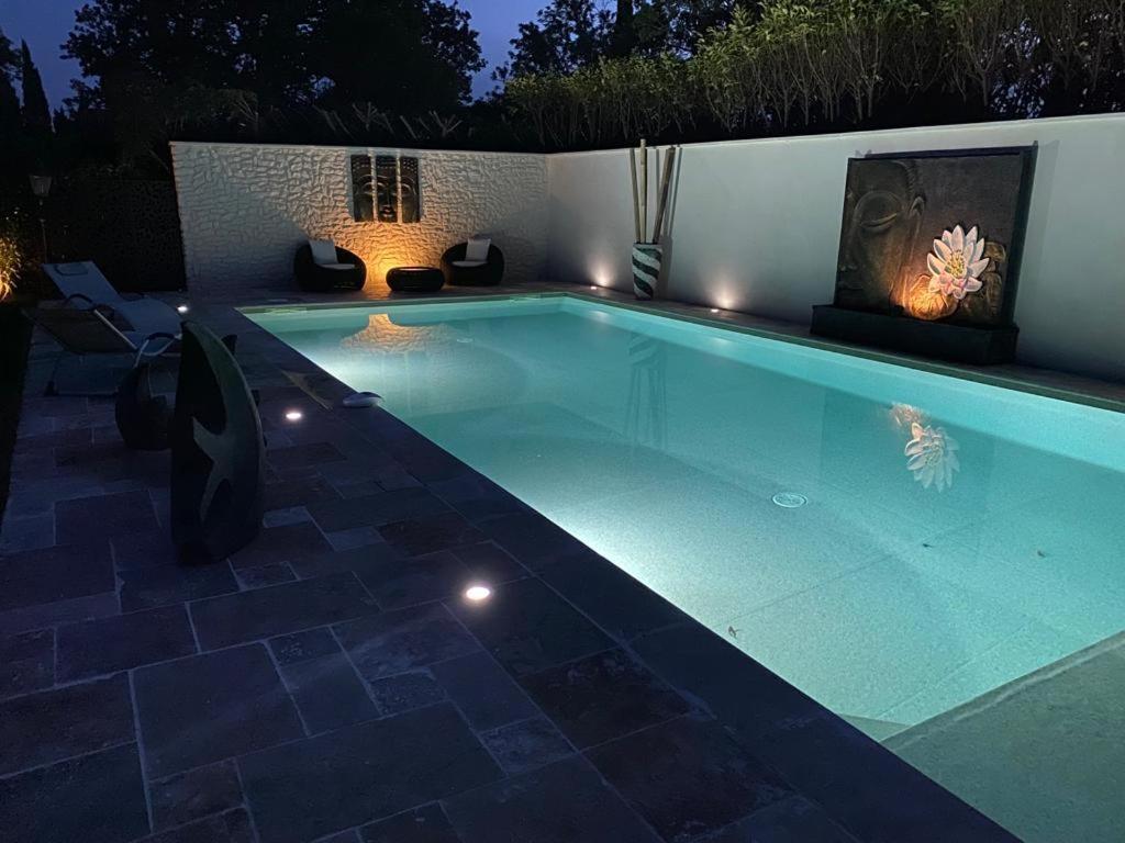 Mas Beau Soleil & Spa Cottages De Charme Avec Jacuzzi&Jardin Prives Saint-Rémy-de-Provence 外观 照片