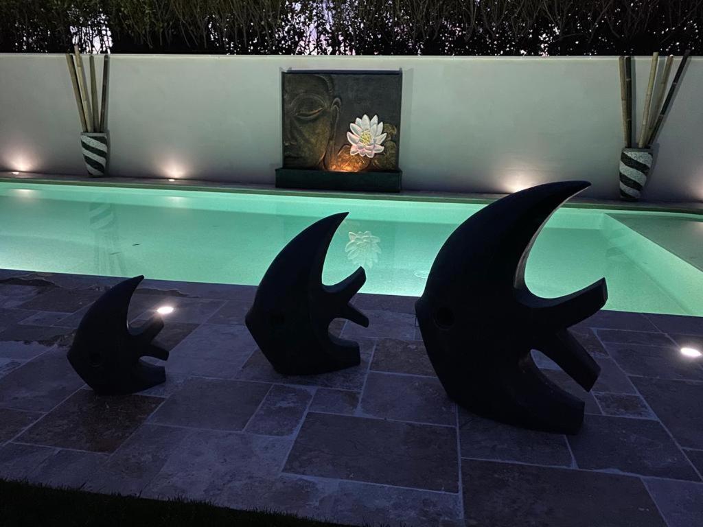 Mas Beau Soleil & Spa Cottages De Charme Avec Jacuzzi&Jardin Prives Saint-Rémy-de-Provence 外观 照片