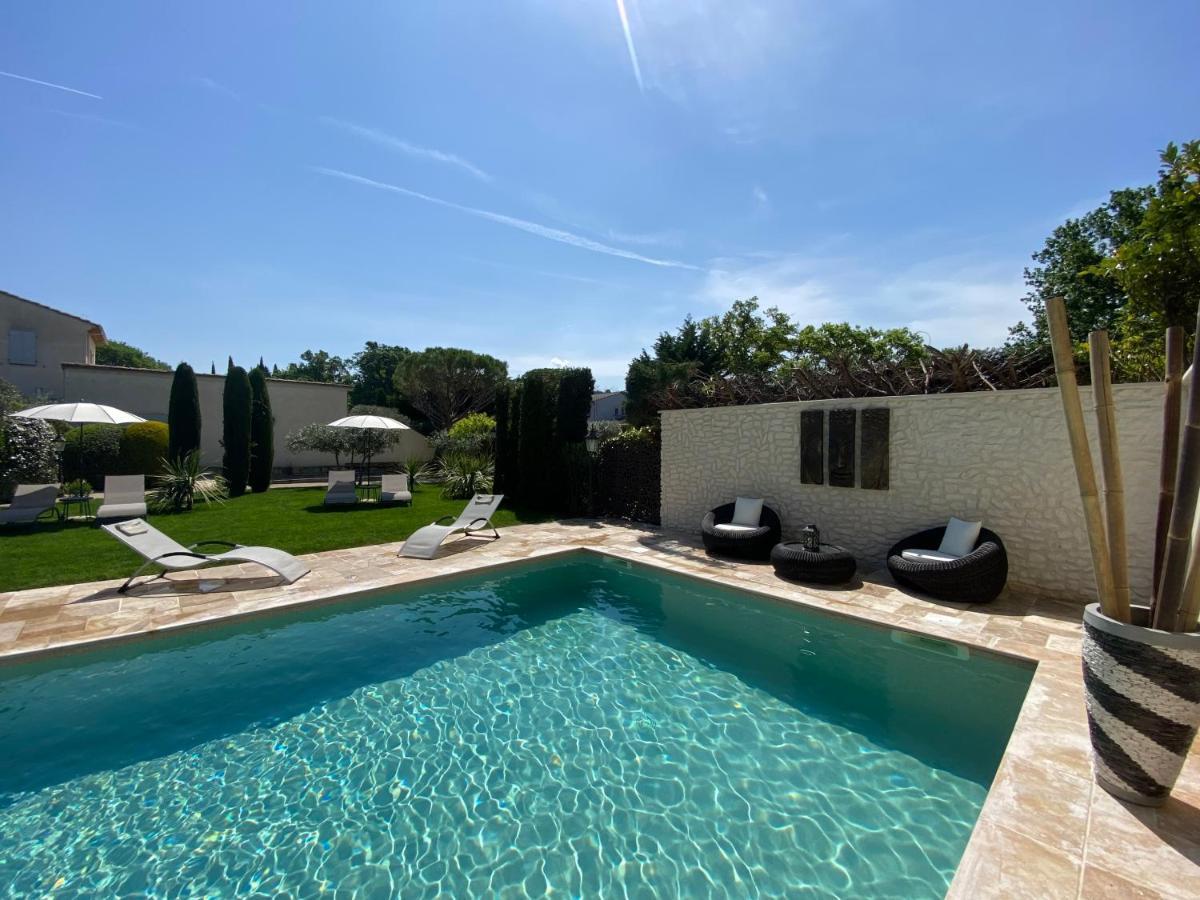 Mas Beau Soleil & Spa Cottages De Charme Avec Jacuzzi&Jardin Prives Saint-Rémy-de-Provence 外观 照片