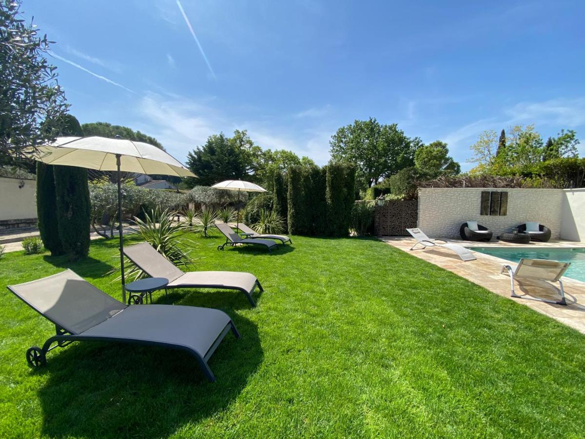 Mas Beau Soleil & Spa Cottages De Charme Avec Jacuzzi&Jardin Prives Saint-Rémy-de-Provence 外观 照片