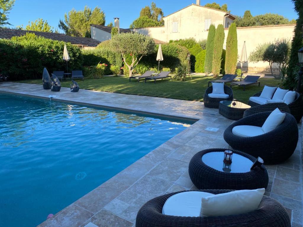 Mas Beau Soleil & Spa Cottages De Charme Avec Jacuzzi&Jardin Prives Saint-Rémy-de-Provence 外观 照片