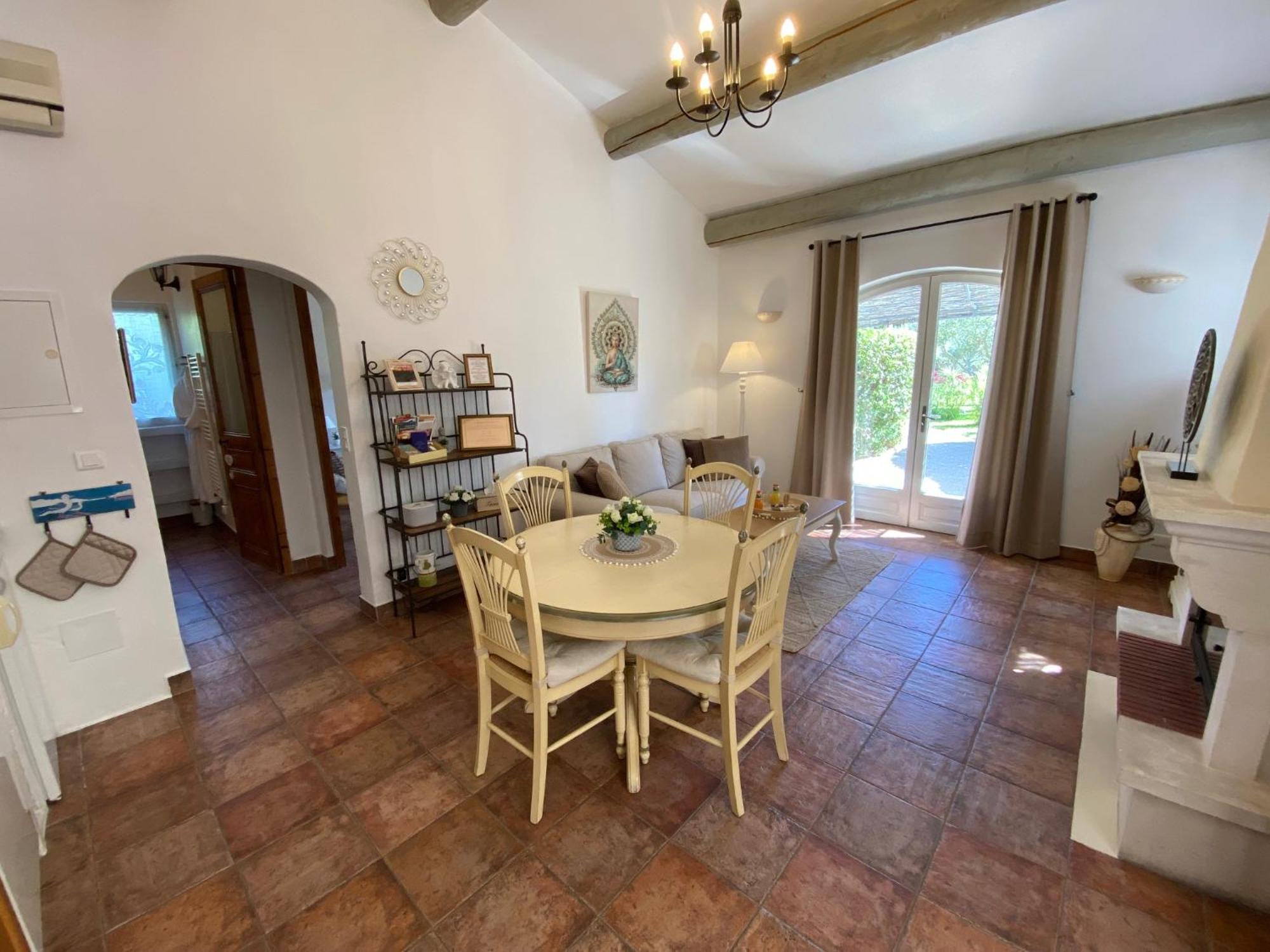 Mas Beau Soleil & Spa Cottages De Charme Avec Jacuzzi&Jardin Prives Saint-Rémy-de-Provence 外观 照片